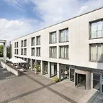 Vienna House Easy By Wyndham 4*