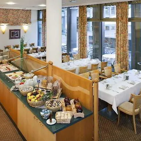 Vienna House Easy By Wyndham מלון