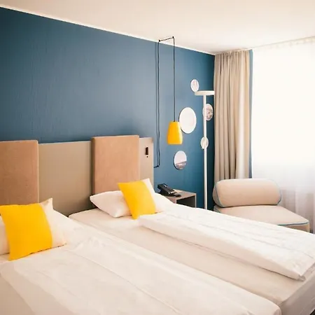 Vienna House Easy By Wyndham 4*