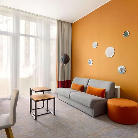 Vienna House Easy By Wyndham Ξενοδοχείο 4*
