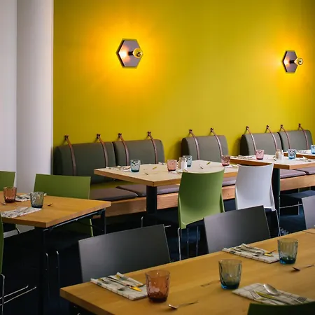 Vienna House Easy By Wyndham מלון