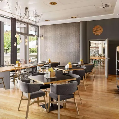 Vienna House Easy By Wyndham 4* Τρίερ