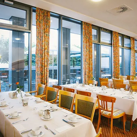 Vienna House Easy By Wyndham 4* Τρίερ