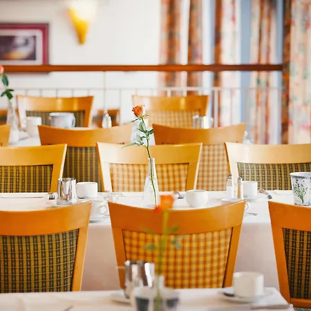 Vienna House Easy By Wyndham 4* Treviri