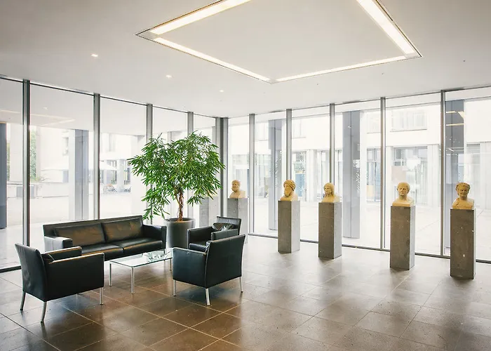 Hotel Vienna House Easy By Wyndham 4*